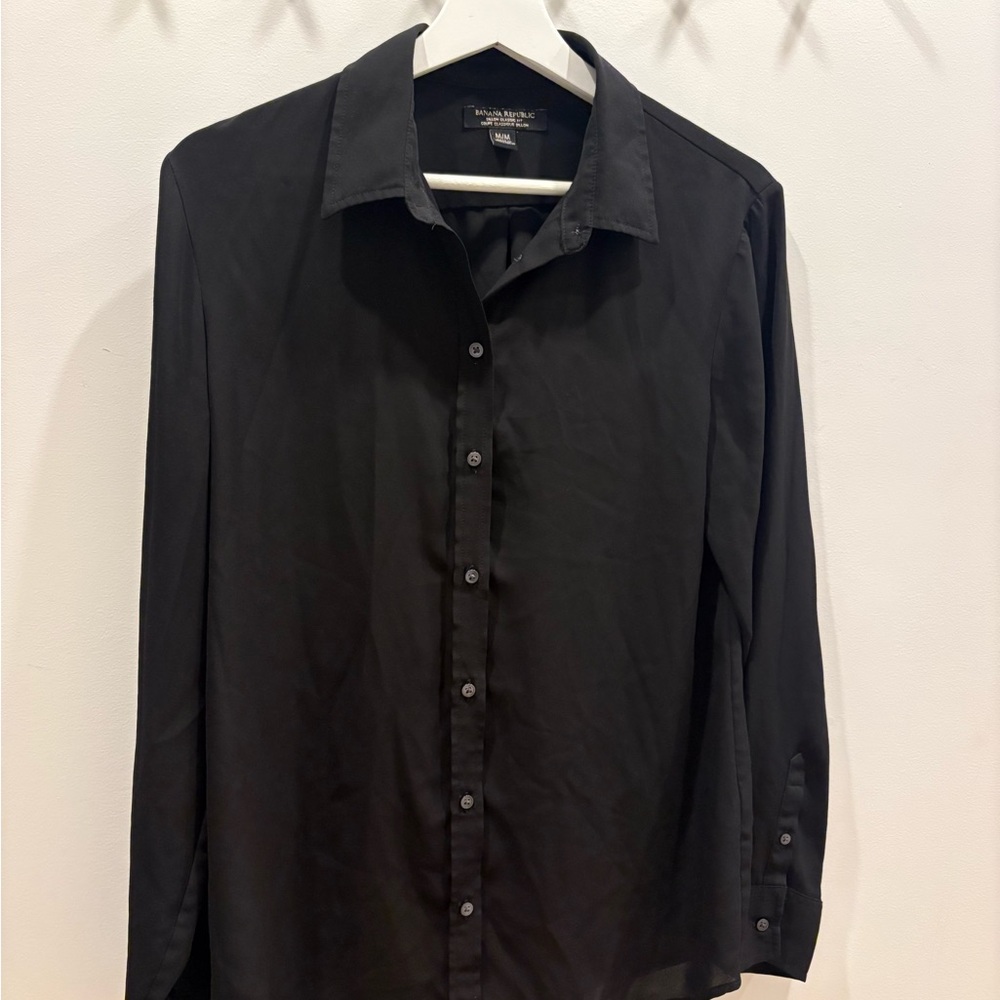 Banana Republic Women's Black Button-Down Shirt